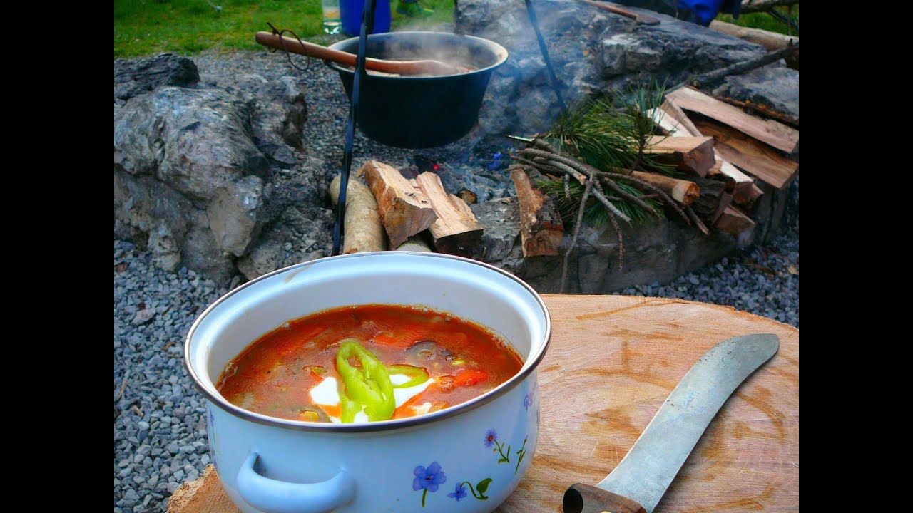 Jókai bableves-Jókai bean soup - Jókai Bohnensuppe