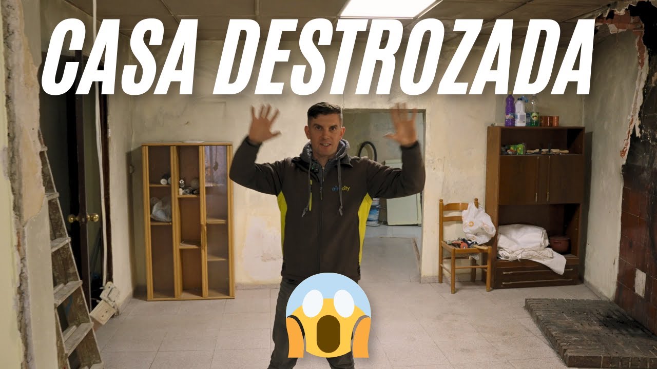 DESTROCÉ mi casa en España 😱/Derribo de paredes, cocina fuera y agua caliente