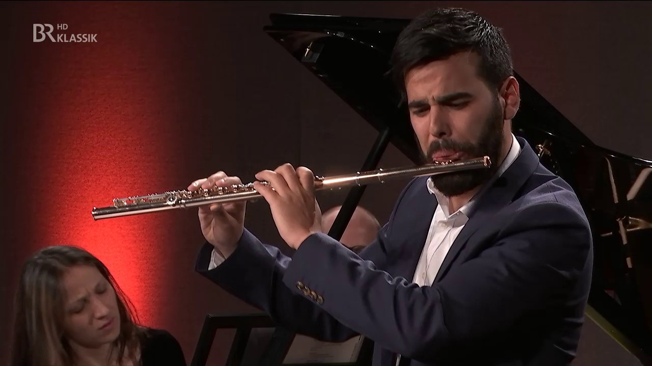 II. Cantilena - Sonata Francis Poulenc - Francisco Lopez and Nia Sulkhanishvili
