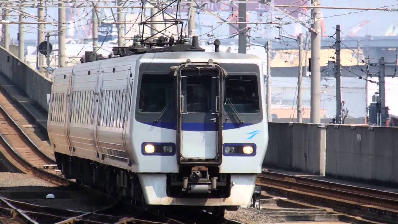 JR四国 宇多津駅 8000系電車特急「しおかぜ・いしづち」連結