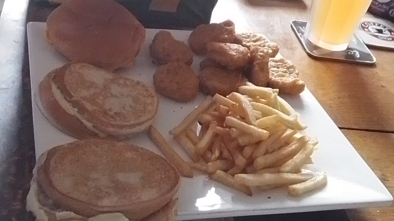 vidéo mukbang Macdonald