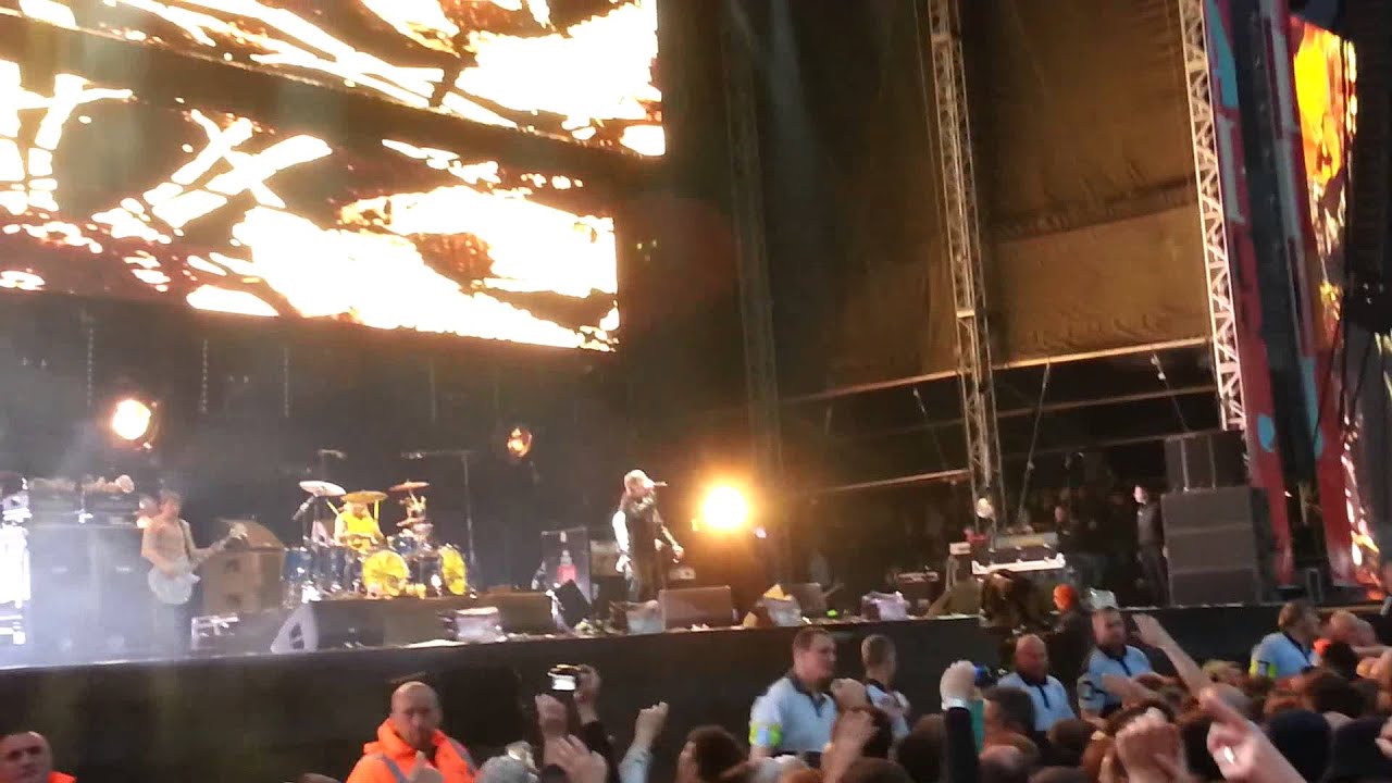 The Stone Roses - Going Down (Live in Finsbury Park)