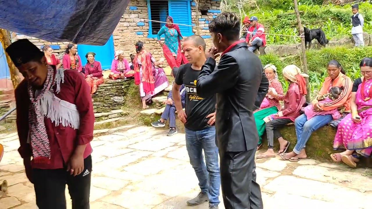 पाच सात बर्ष पहिलेको याद अहिले गाउघर सुन्य छ
