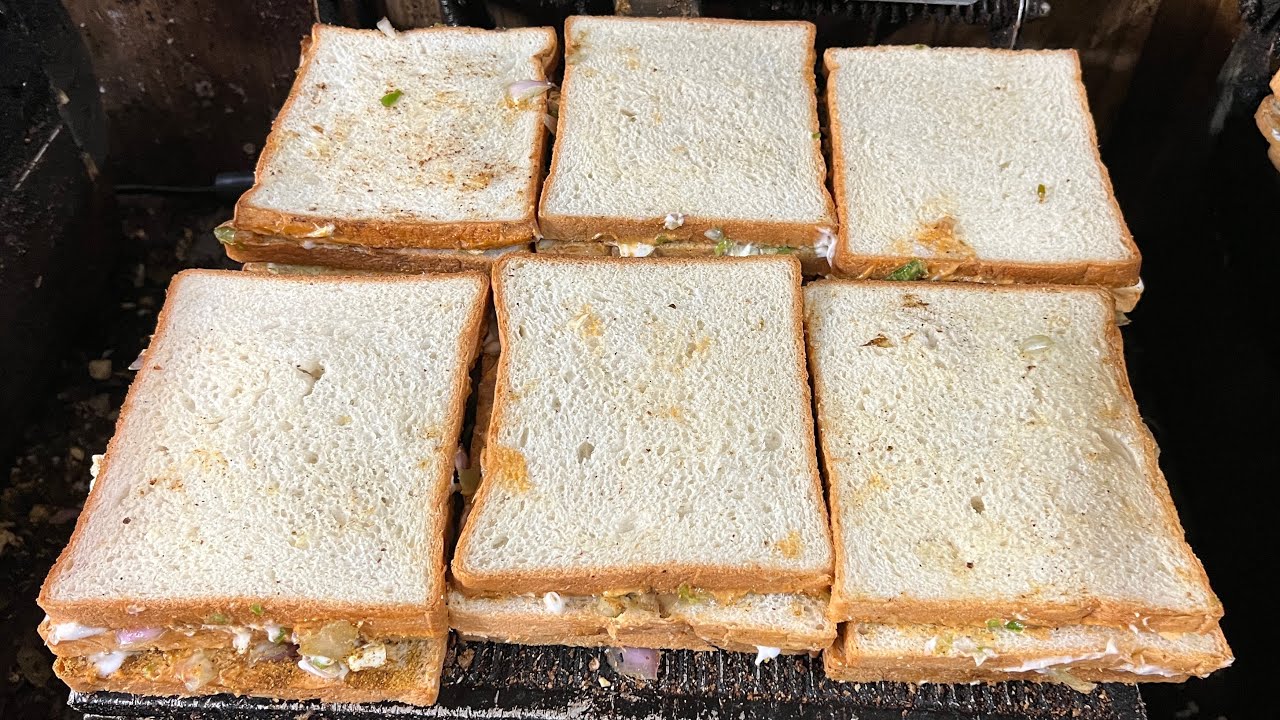 India's Mega Factory of Jumbo Sandwich | Madhuram Sandwich | Indore Street Food