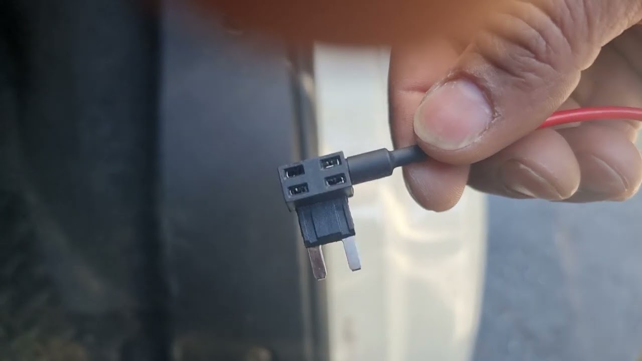 Peugeot Boxer reverse camera installation with dash cam