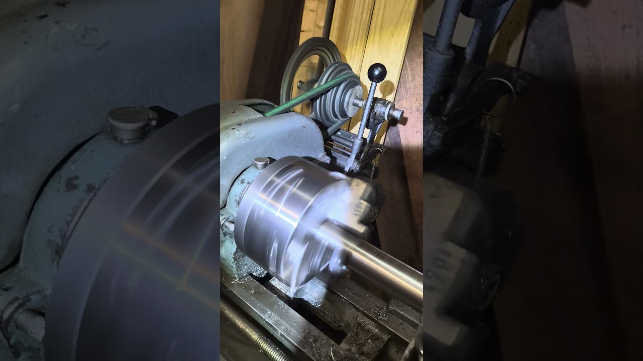 Turning a shaft on the old Atlas 10"