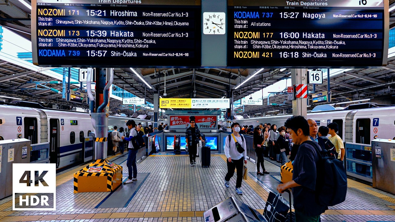 Inside Tokyo Station on Sunday | 4K HDR with Binaural Japanese Sounds