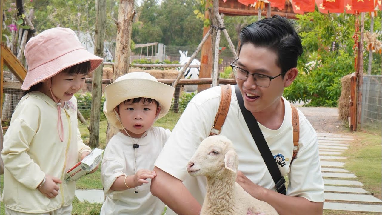 Day 2a - Dino đi Safari Cafe Phan Thiết