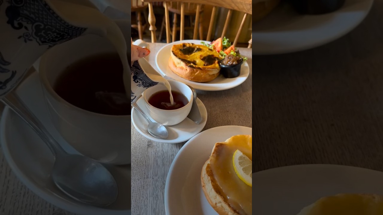 The Legend of the Sally Lunn Bun 🍞 #history #england