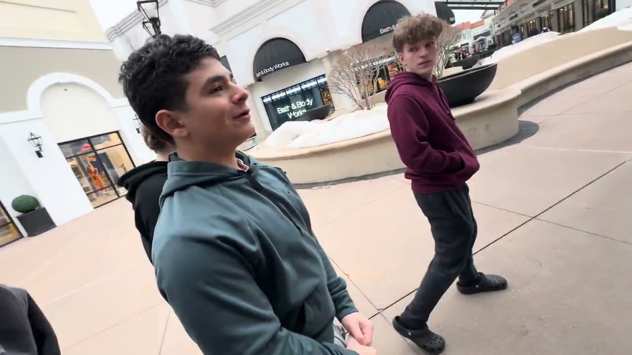man buys a toy from spencer’s (gone freaky) 😱😏🚨