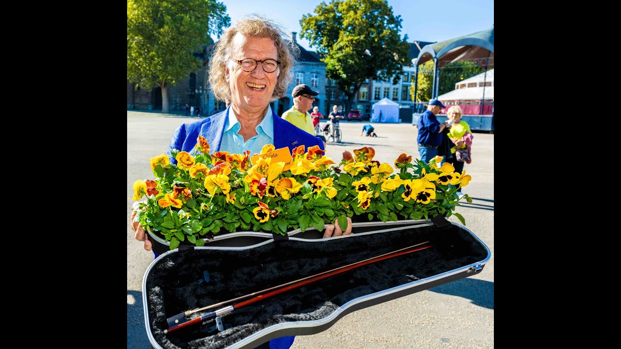 Andre Rieu is surprised on his 74th birthday!