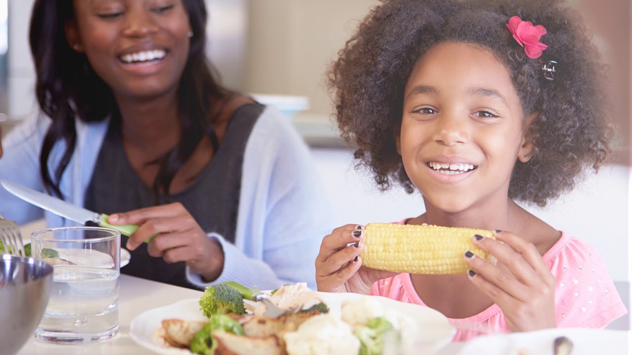 Cómo Tomar Una Orden y Servir  Alimentos  En Un Restaurante