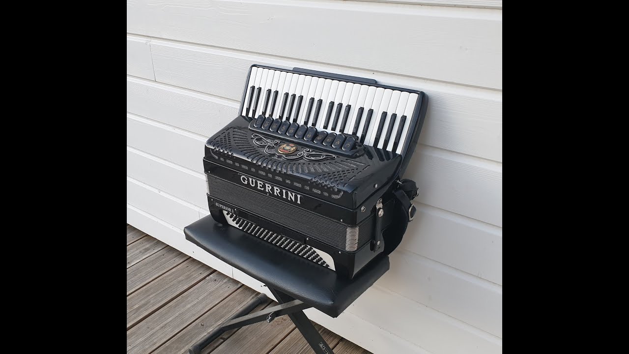 Démo accordéon Guerrini folk  LMMM 41-120 €1400