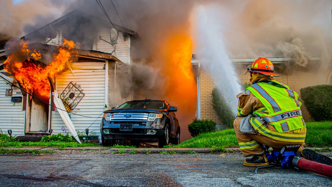 3 HOUSES ON FIRE in VANDERGRIFT, Pa., DRONE & HELMETCAM GoPro 4K