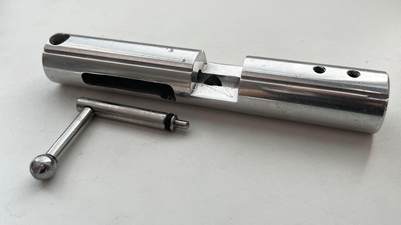 Making air gun loading probe for PCP chamber