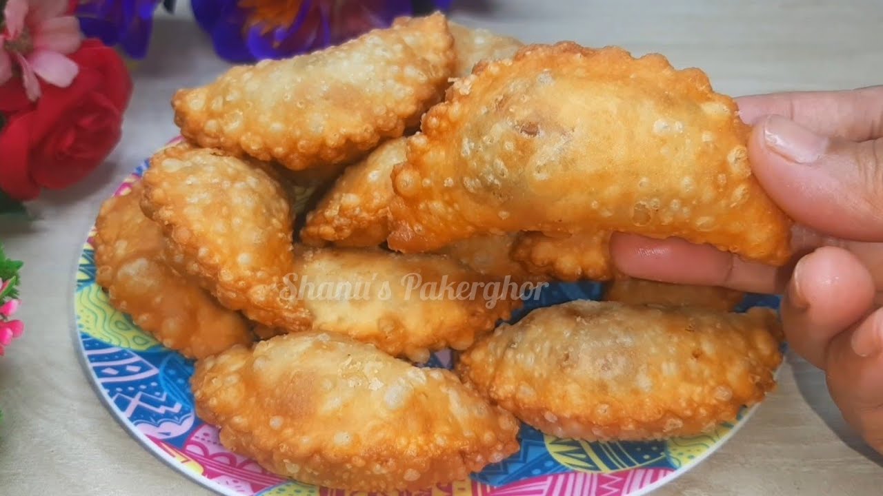 ১টুকরো মুরগির মাংস আর ময়দা দিয়ে তৈরি মুচমুচে ঝাল পুলি পিঠার রেসিপি | Jhal puli pitha recipe | Nasta