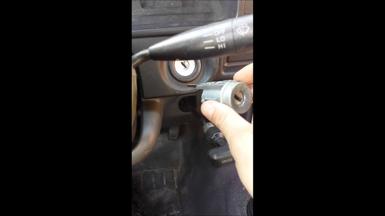 92 toyota pickup ignition cylinder