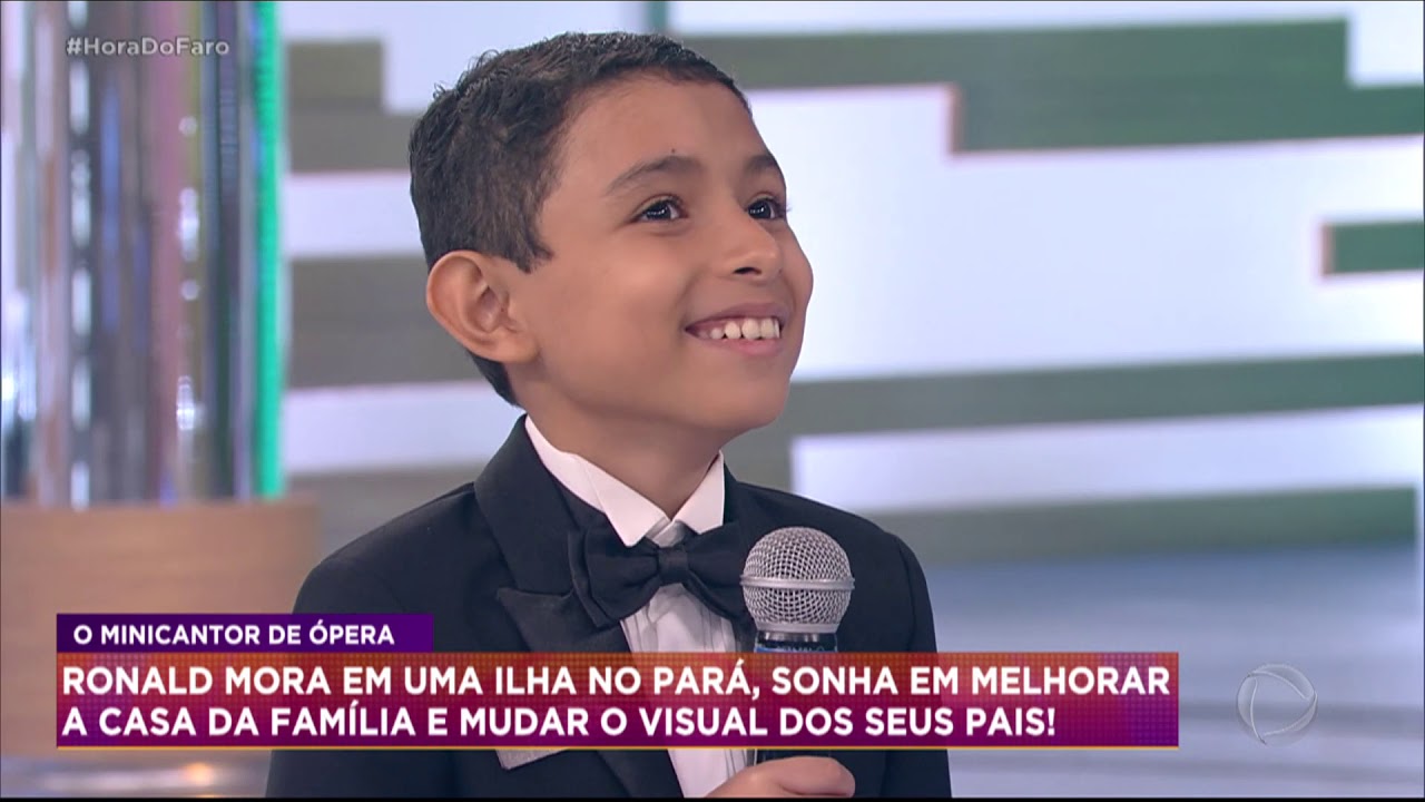 Veja a história de Ronald, o minicantor de ópera que é sucesso na internet