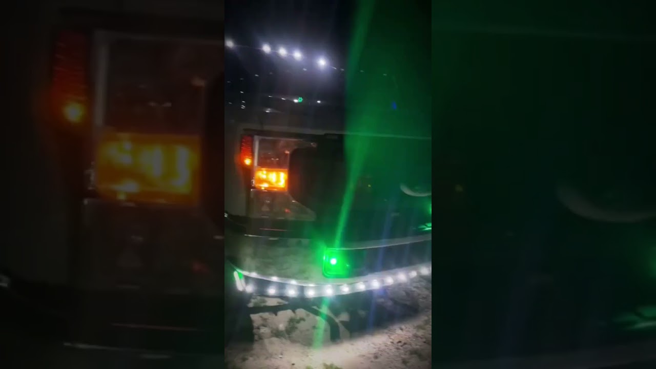 F350 with UBL G3 surface mounts ( last day to get 15% off all UBL branded products) #ubl #lights