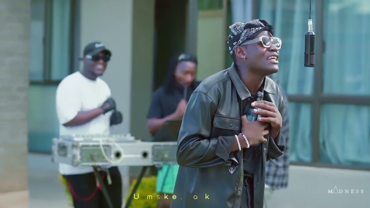 Sindsounds _ SEKELELA feat Joe Ikon ( STOOL SESSIONS VIDEO )