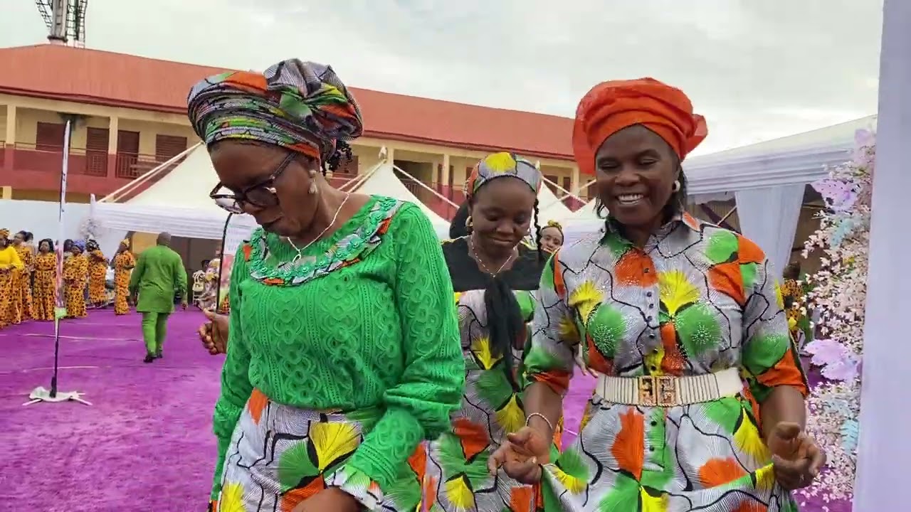 The Original famous temple band of Living Christ mission live @ Onitsha Ado part 5