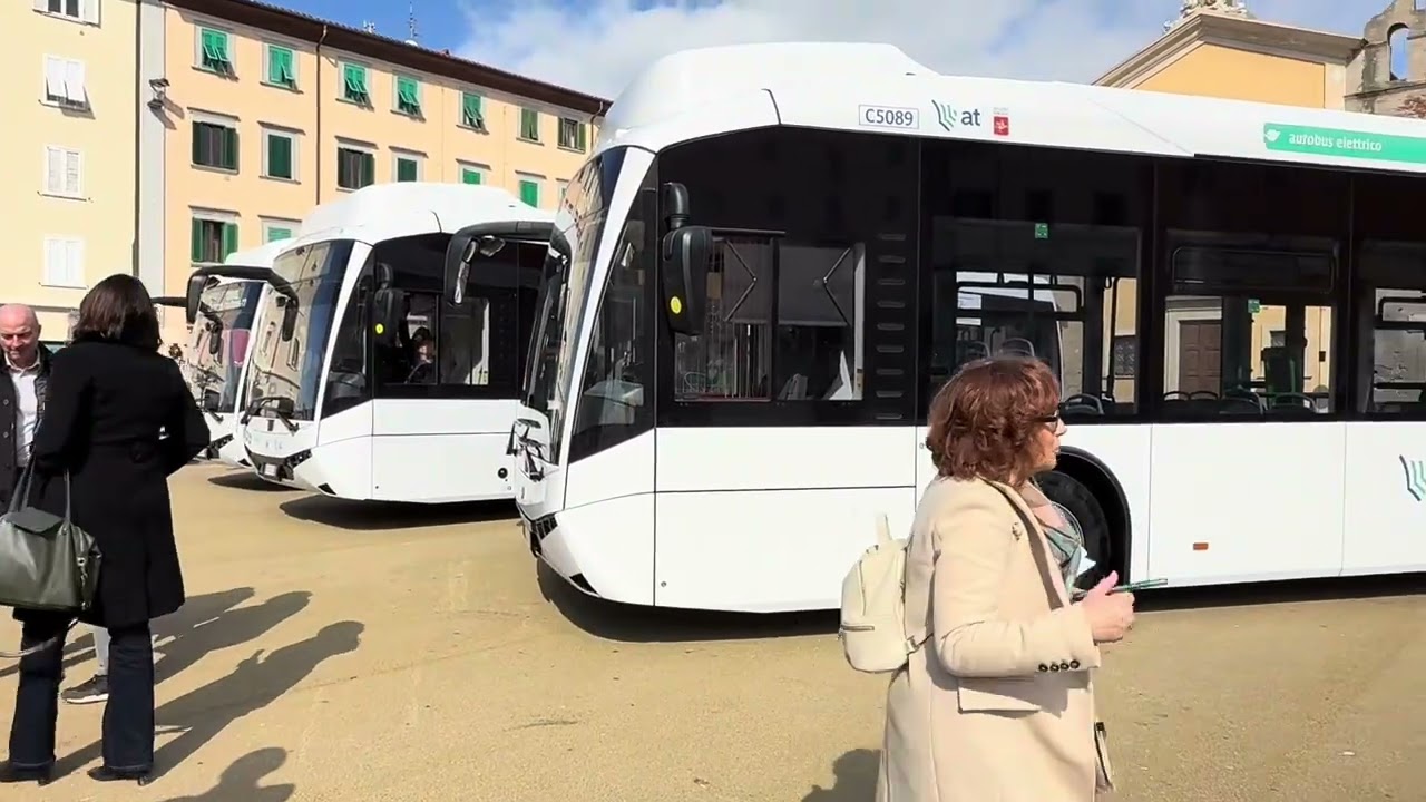 Livorno: tre nuovi autobus elettrici, la scommessa del bus pieno e sostenibile