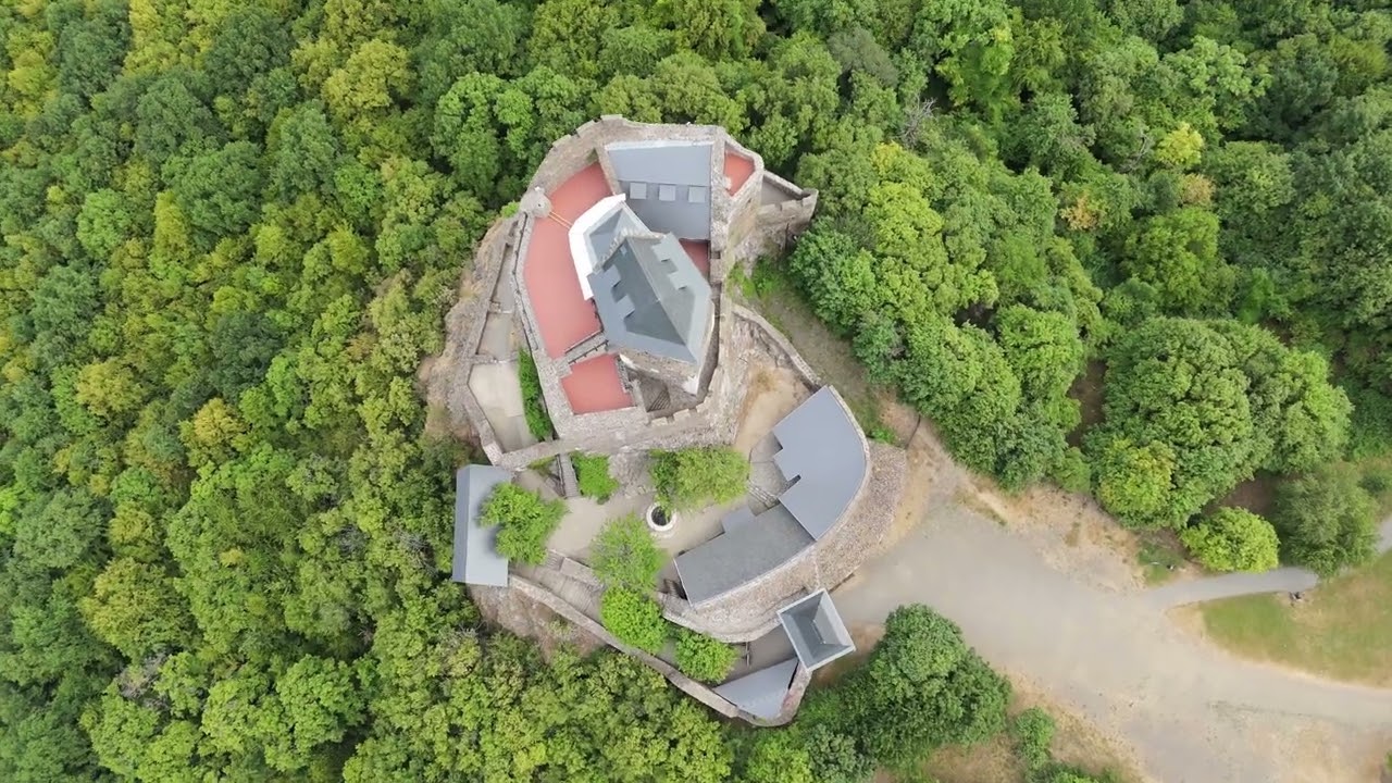 Hollókő_Castle