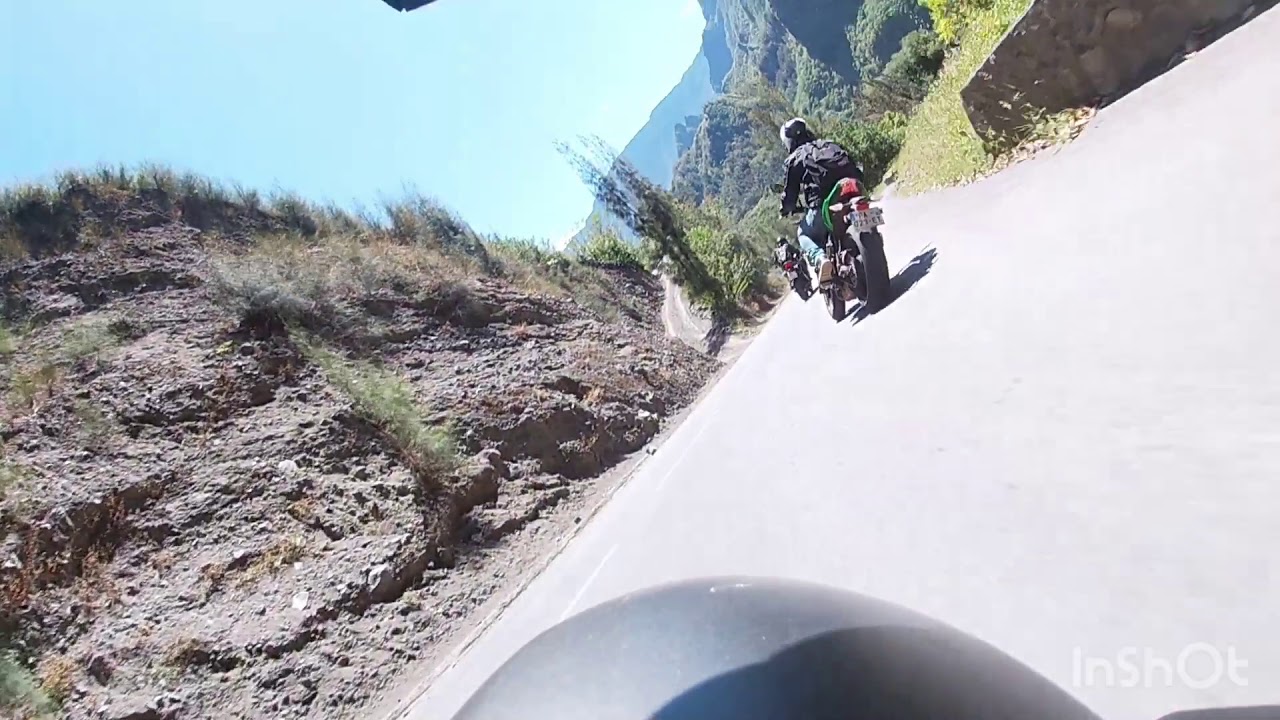 Route de Cilaos à moto - 2/3