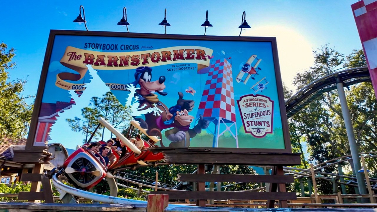 The Barnstormer 4K POV | Magic Kingdom Goofy’s Storybook Circus Coaster | Walt Disney World Rides