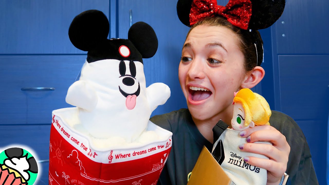 Tokyo Disney Resort Halloween, NuiMOs, & Exclusive Merchandise! Plush & Accessories! Gift Unboxing