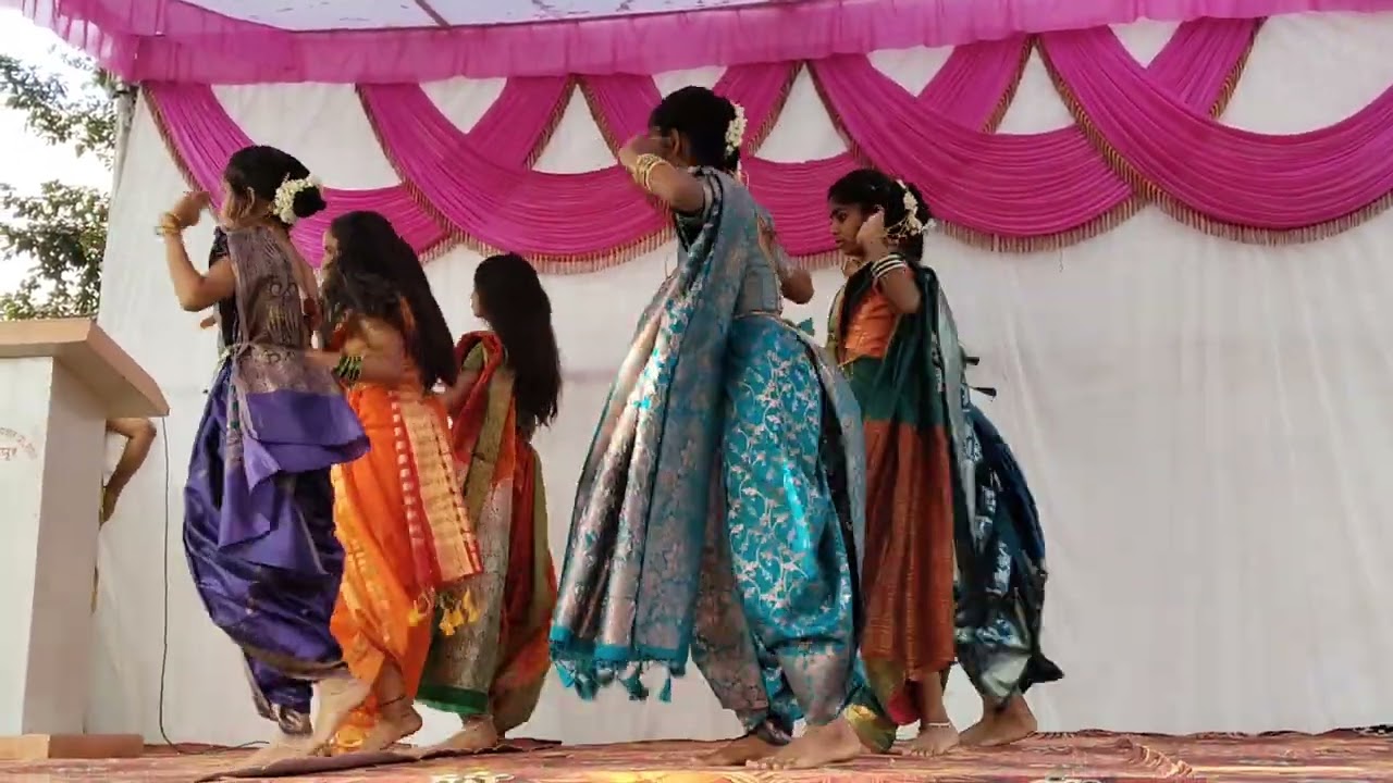 नथ मोत्याची नकामधी ग आंबा.
