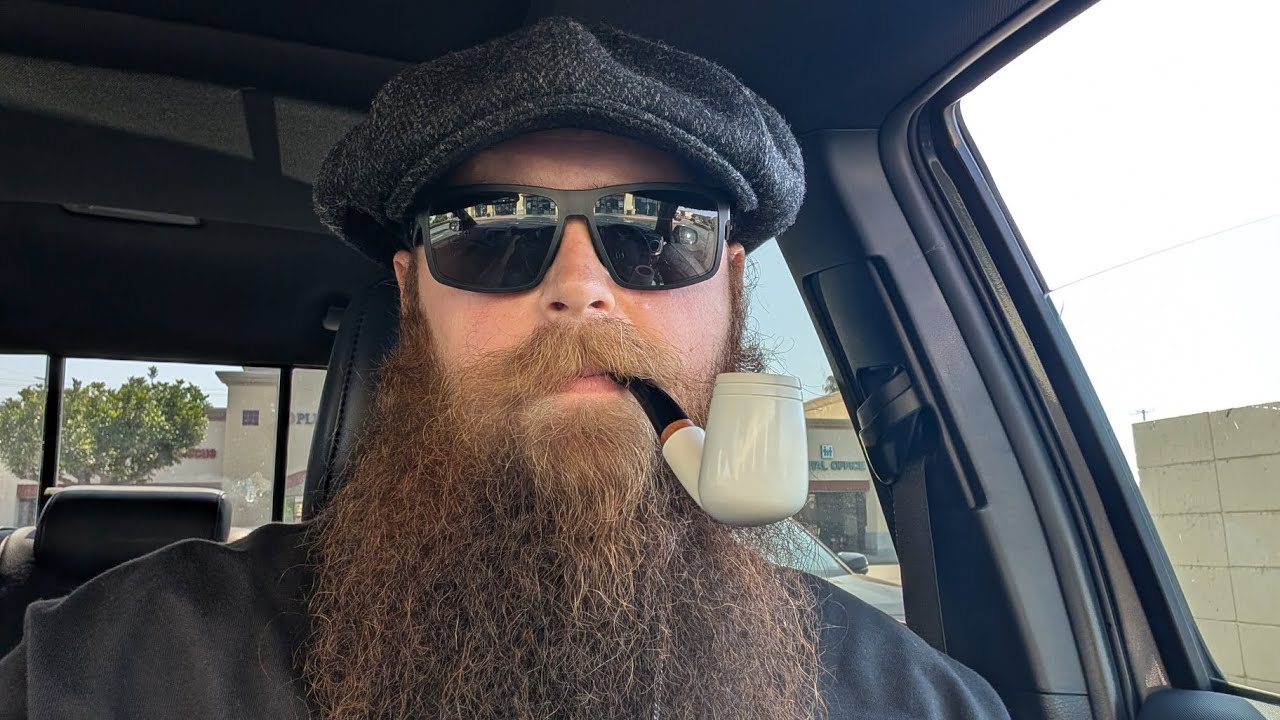 Happy Treason Day with St. Bruno and my MBSD Meerschaum.