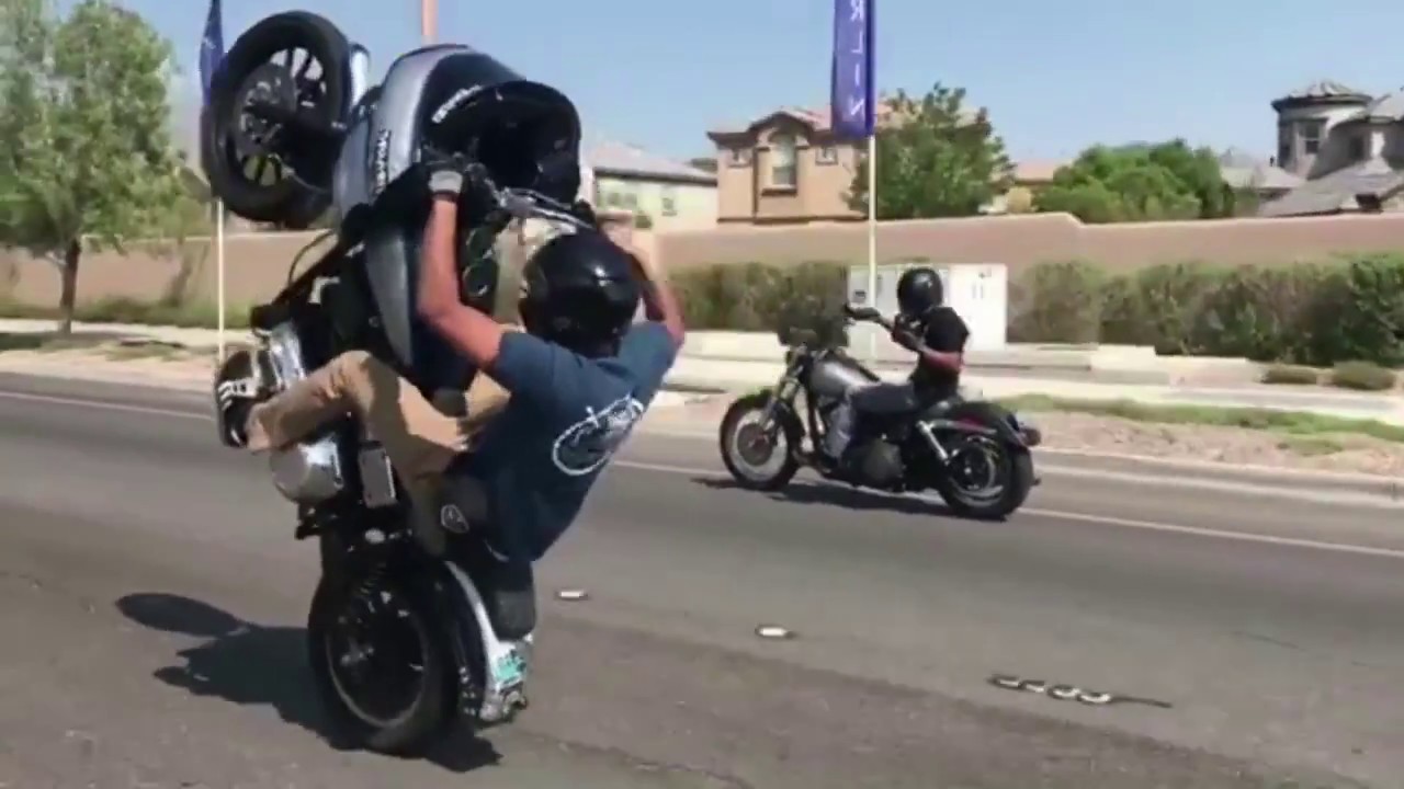HARLEY JUMPS, CRASHES & WHEELIES INSTAGRAM COMPILATION