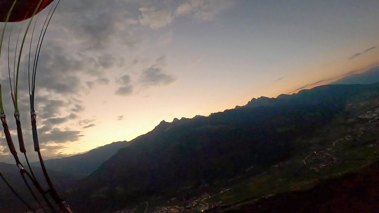 Nighttime Acro time! | Paragliding | AirG Emilie