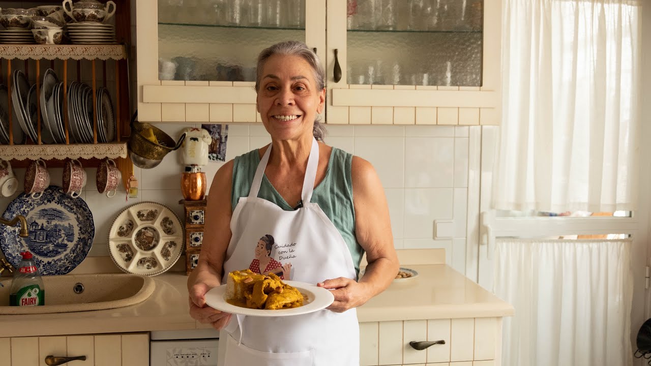 Conejo en salsa de almendras - de An Cá Carmela - por CARMEN GAHONA