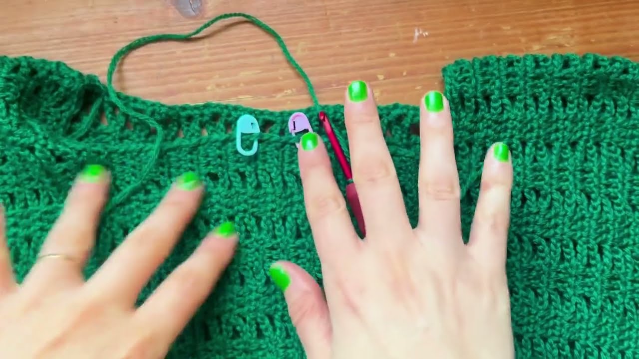 Crochet Collar Tutorial: How To Crochet a Mock Peter Pan Collar