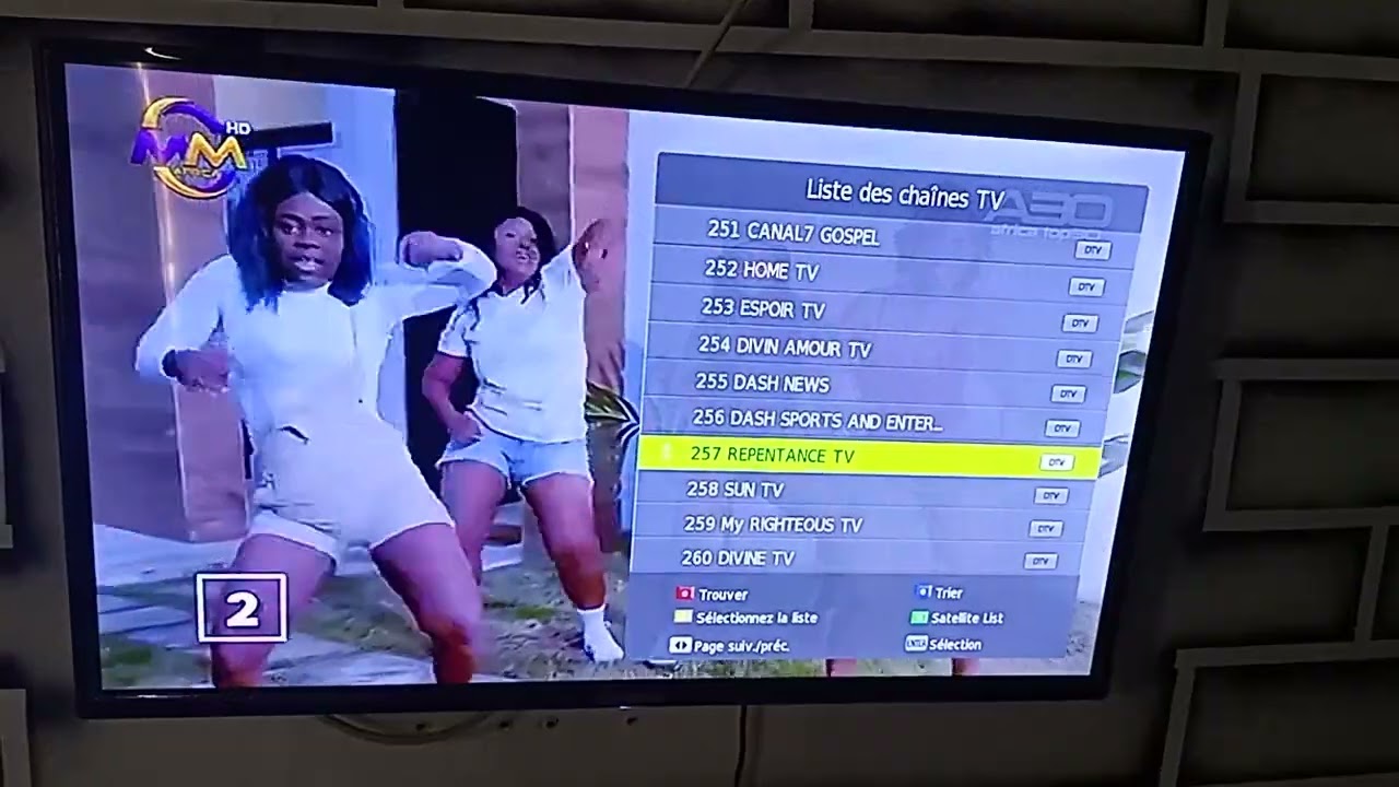 canal+ comment avoir 300 chaînes TV a vie décodeurs intégrées #chainestv