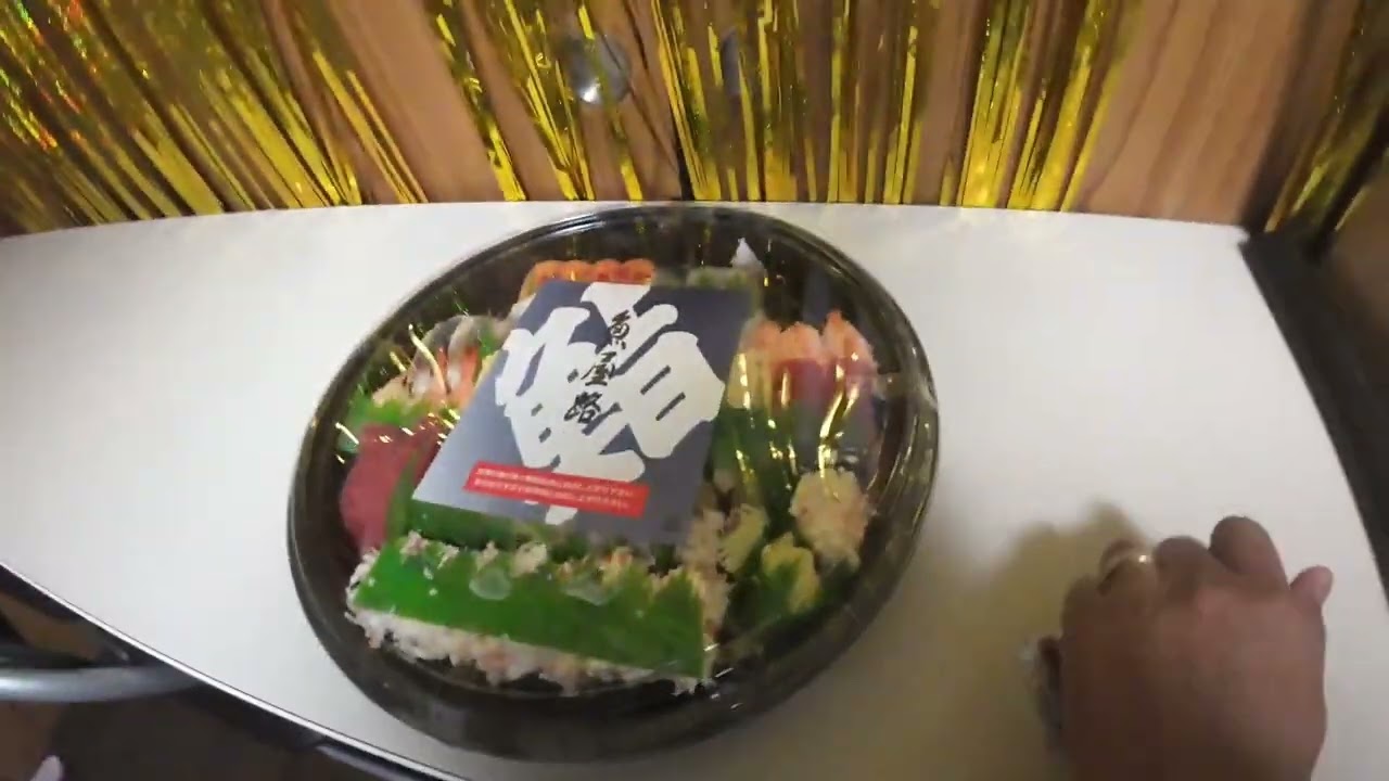 #sushi  #shirmp #salmon #saba #livingintokyo #japan #japanesefood