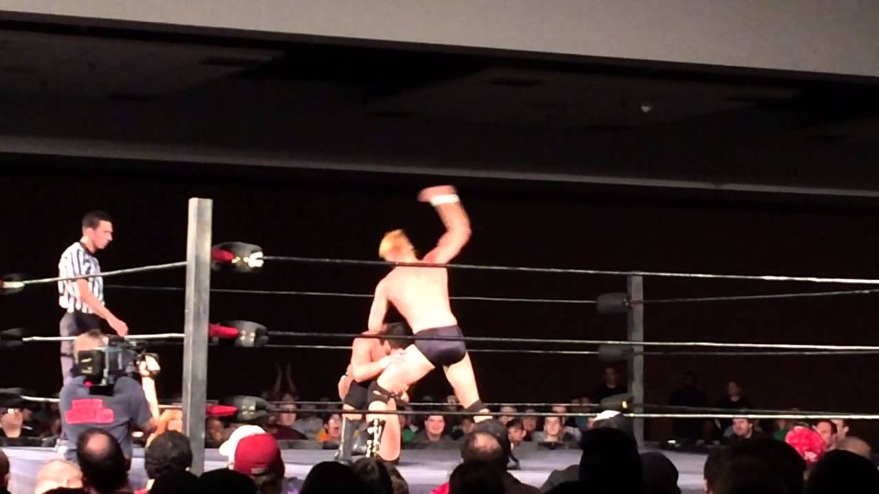 Zizou Middoux vs Ethan Page