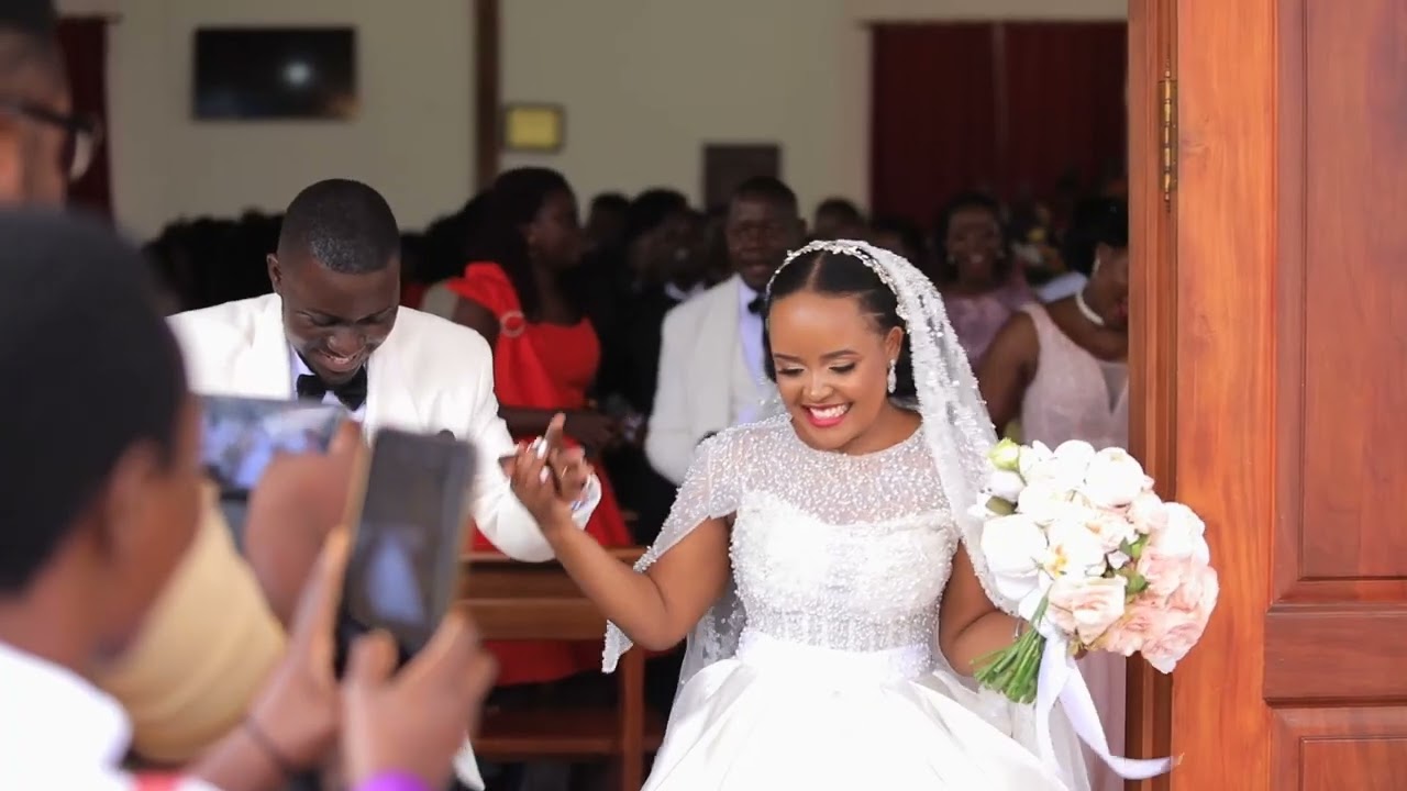 Jonathan weds Linda