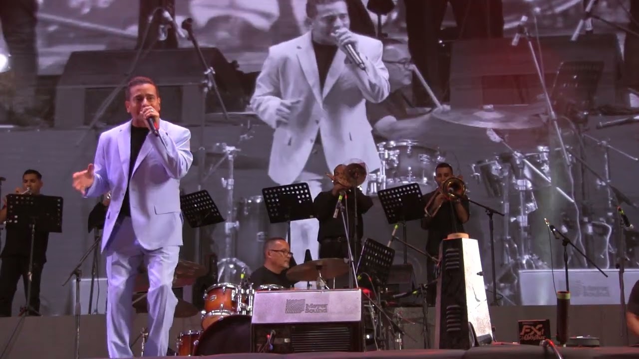 Viti Ruiz En una Noche de SALSA 12 Lima-2024 - Mi Libertad & La Cura