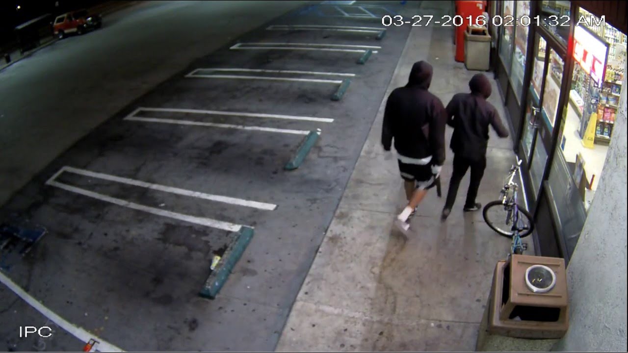 Armed Robbery Caught on Camera NR16116lp