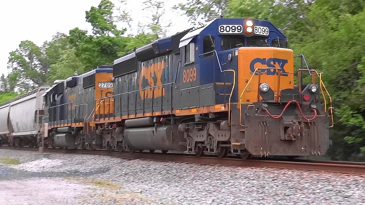 CSX Local Train D732 Crosses Ebenezer With Pair of EMD's
