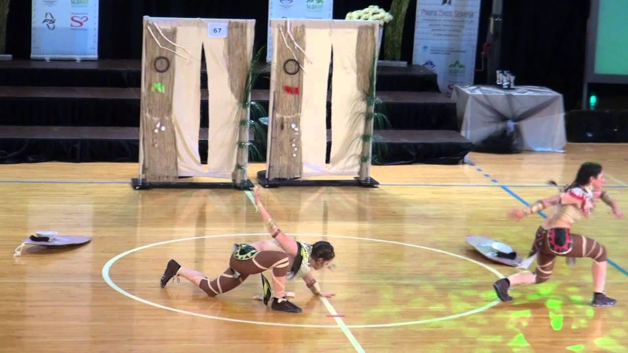 Eva Vidmar & Lara Turšič; Witch Doctors - Državno prvenstvo 2014, street dance show duo člani.