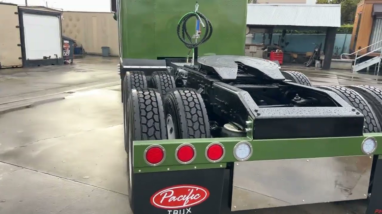 1990 PETERBILT 379 EXHD Custom Build 