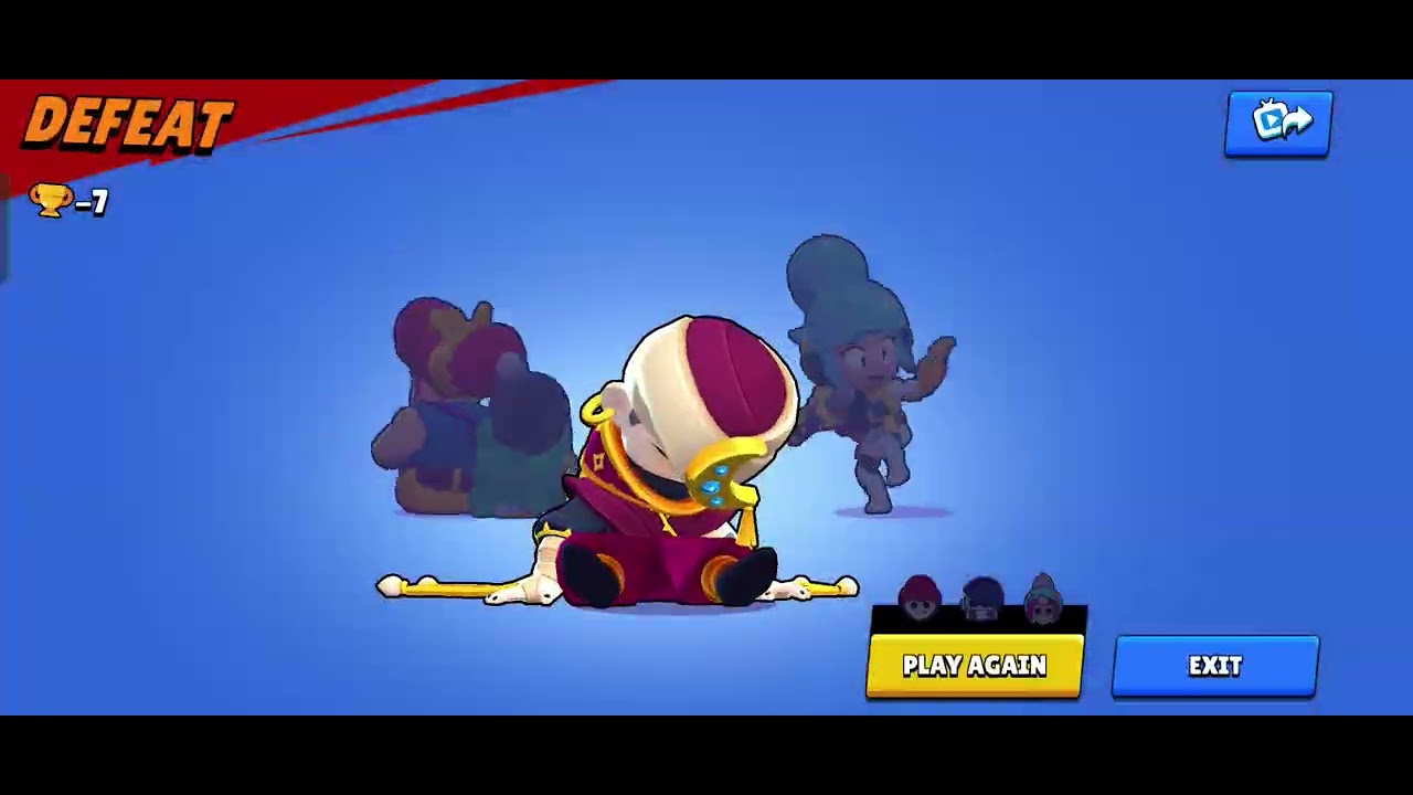 Playing brawl stars 