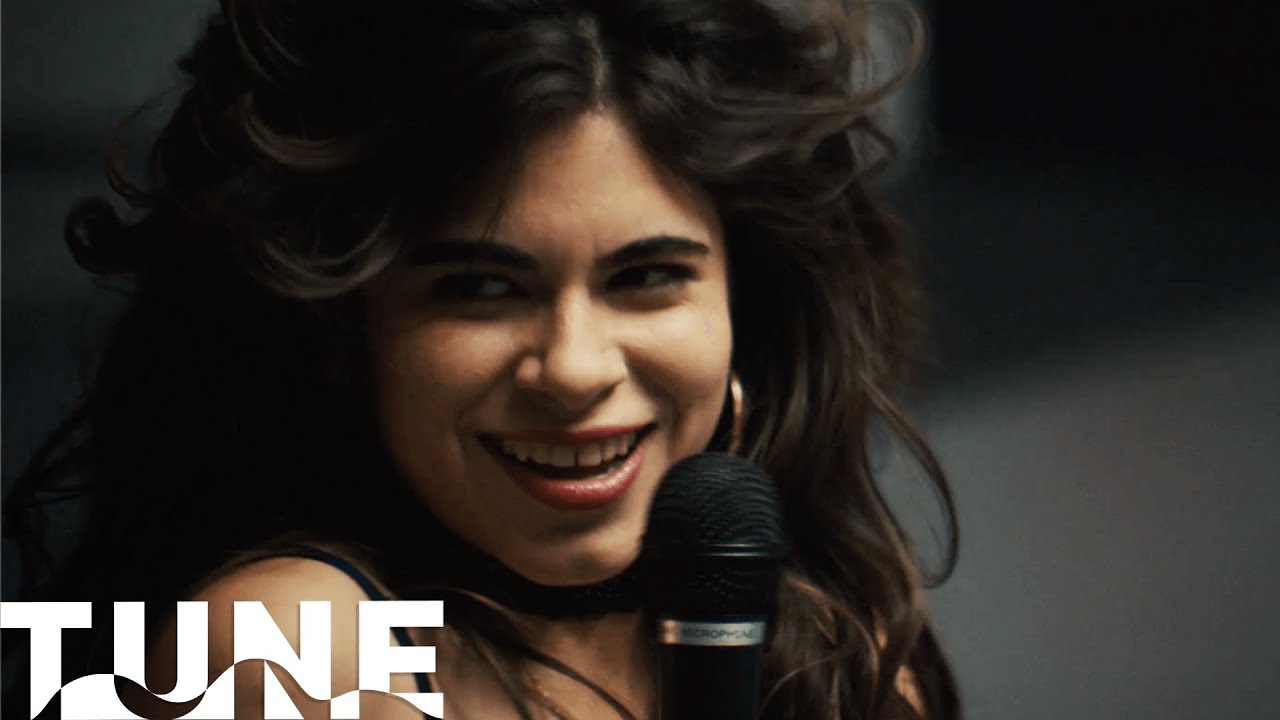 Dr. Psiquiatra by Gloria Trevi | Gloria (2014) | TUNE