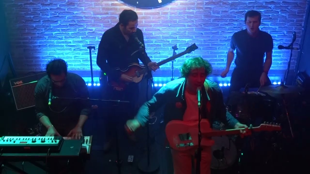 Xavier Boyer (Tahiti 80) - Read the Room (Live) Paris, Supersonic - 19/12/2023