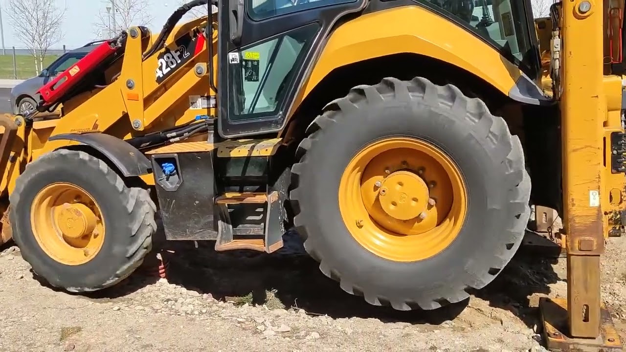 CAT 428F2 2015 y.  7650 h.