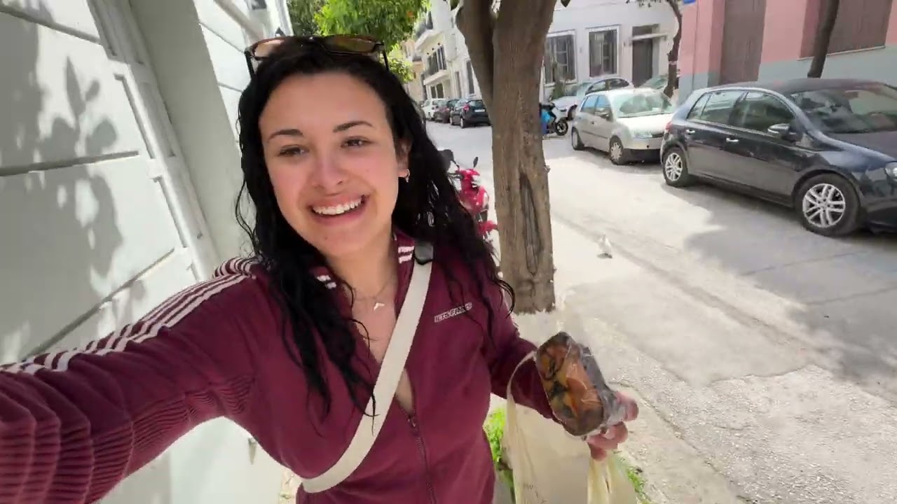 FIRST EVER VLOG! 🎉 Athens, Greece 🇬🇷 | Food, Sightseeing & Exploring the City